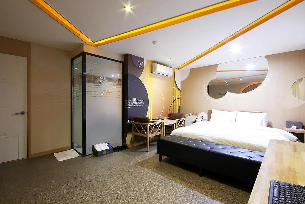 Hotel Oz Oncheonjang 부산광역시 3*,  대한민국
