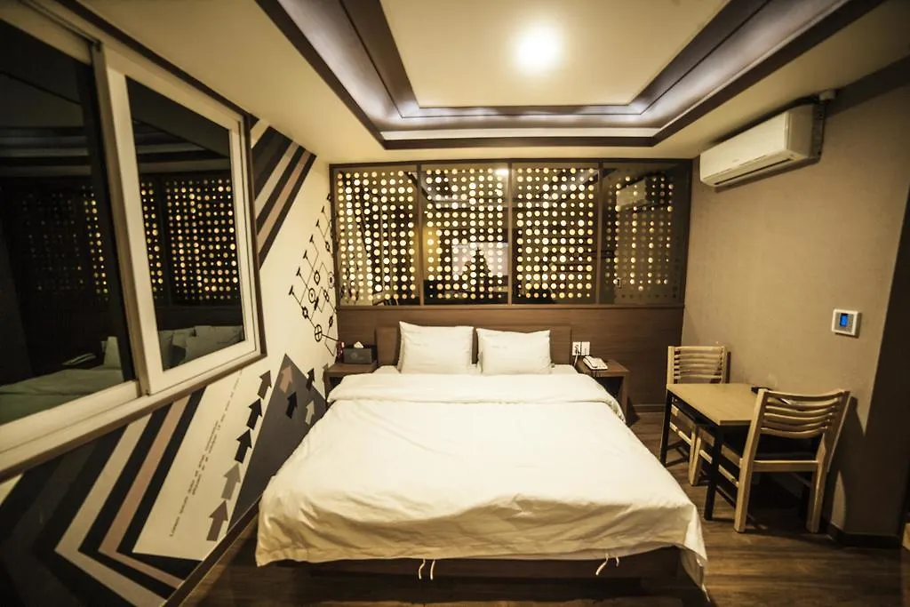 モーテル Hotel Oz Oncheonjang 釜山広域市