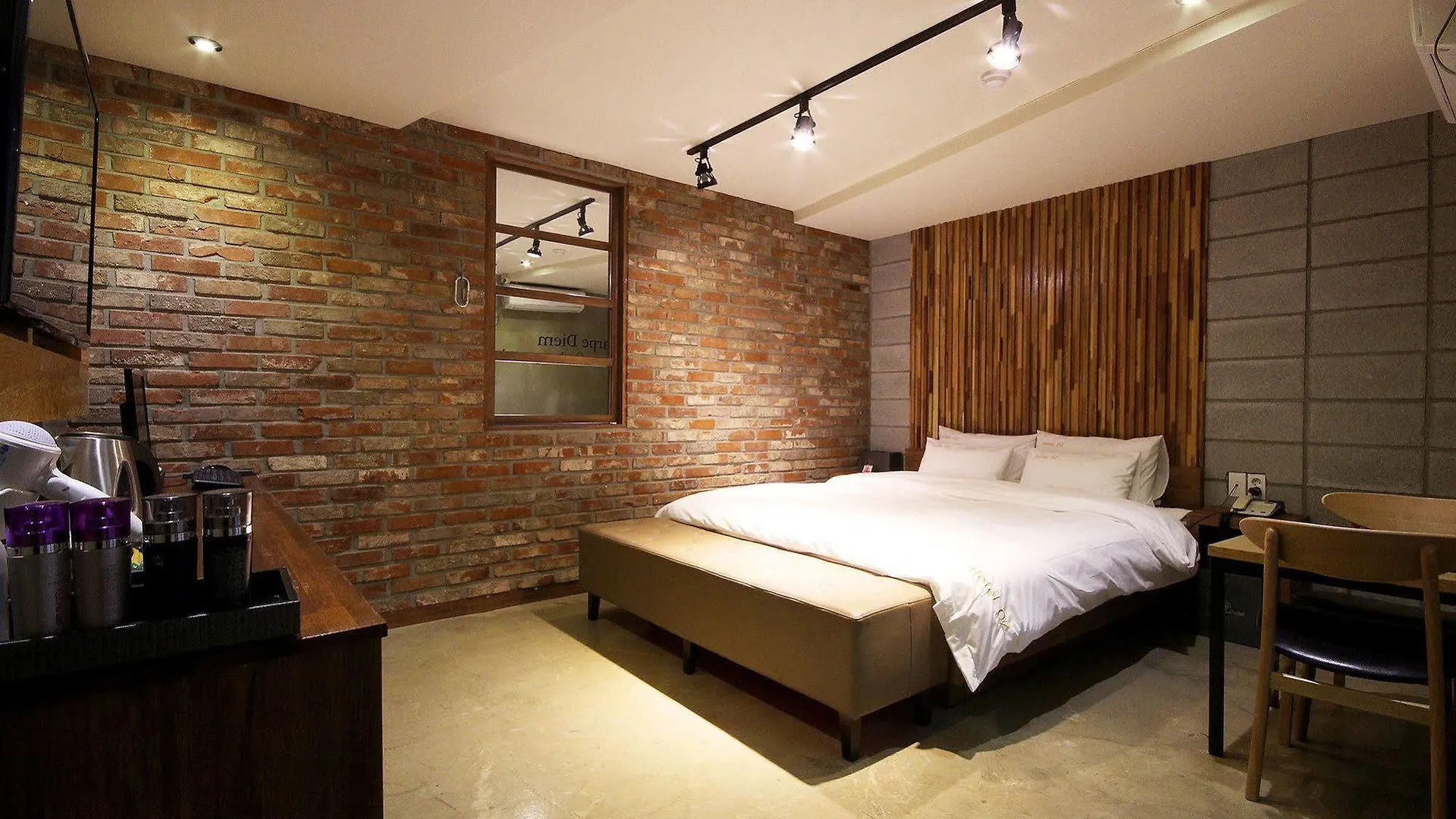 Hotel Oz Oncheonjang 釜山広域市