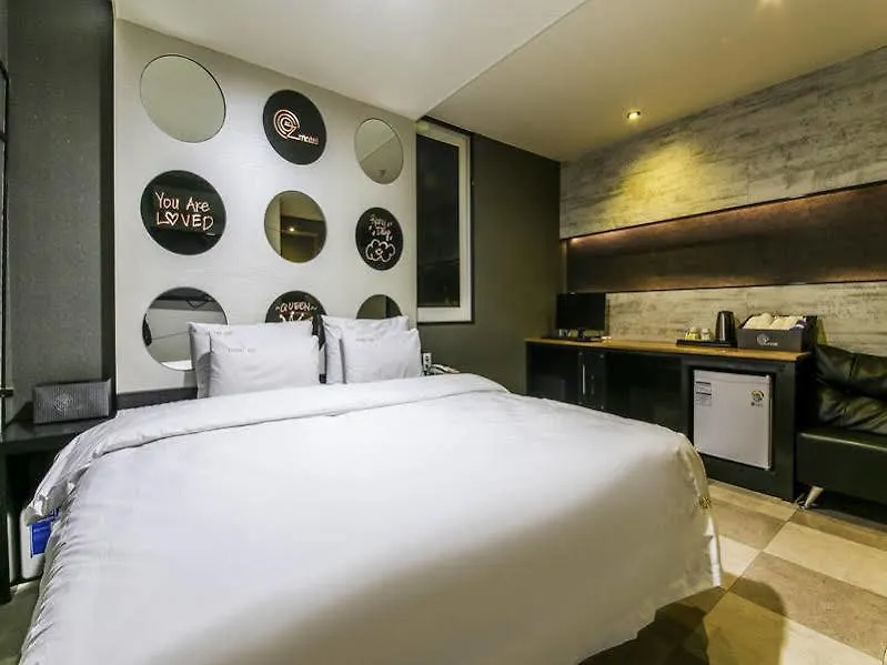 モーテル Hotel Oz Oncheonjang 釜山広域市