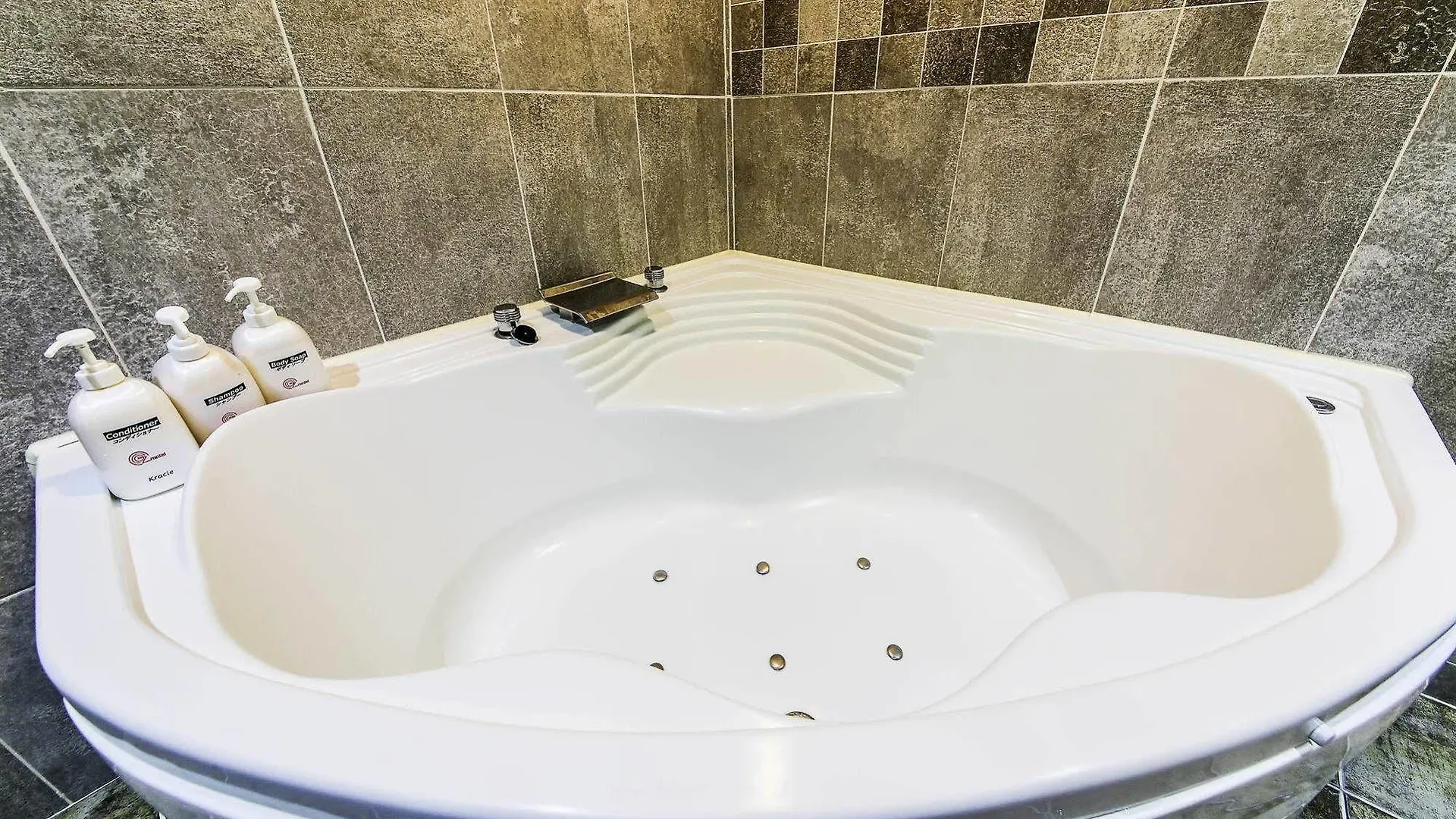 Hotel Oz Oncheonjang 釜山広域市 3*,