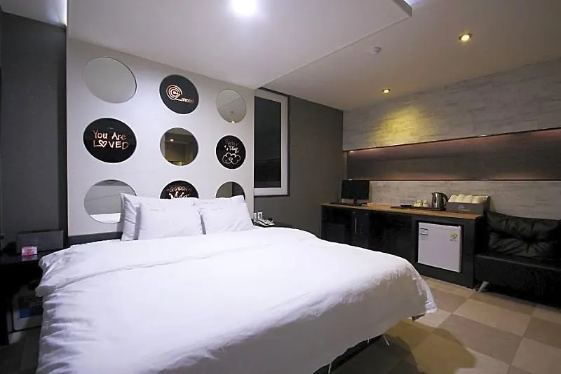 Hotel Oz Oncheonjang 釜山広域市 モーテル